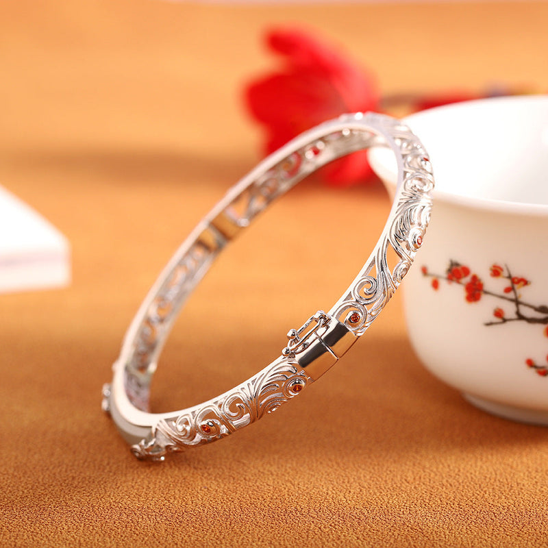 Elegant Jade and Silver Filigree Bangle -