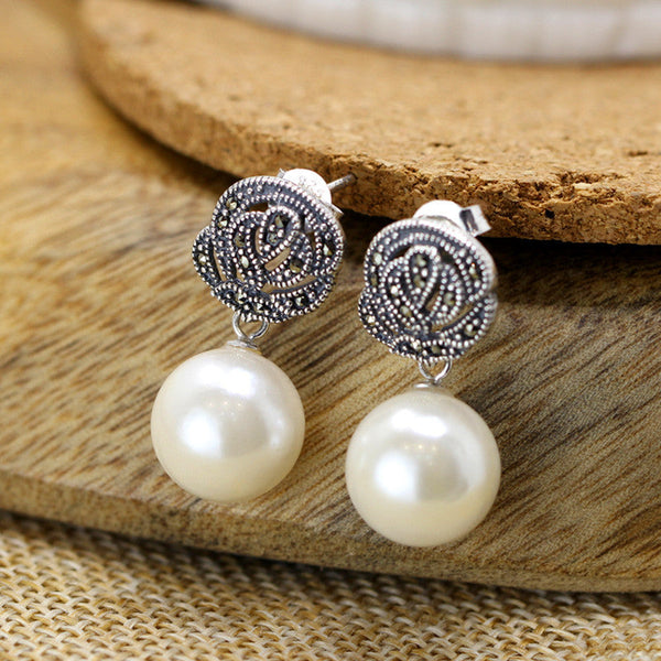 Elegant Silver Pearl Earrings for Timeless Elegance