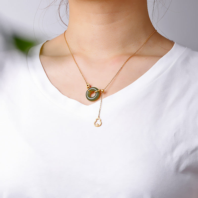 Elegant Gold Jade Pendant Necklace for Modern Women