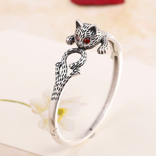 Sterling Silver Cat Ring with Red Eyes