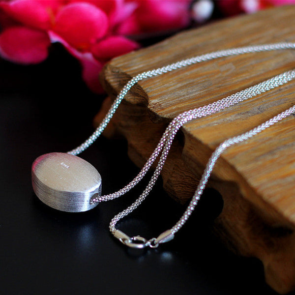 Elegant 925 Silver Oval Pendant Necklace